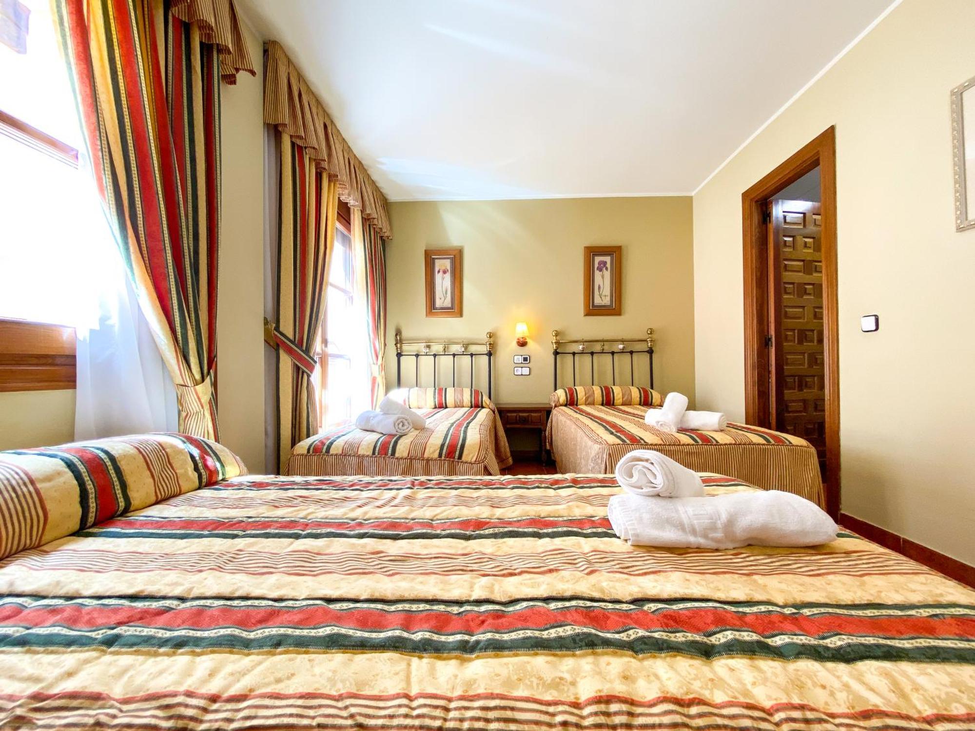 Posada Los Leones Berlanga de Duero Kamer foto