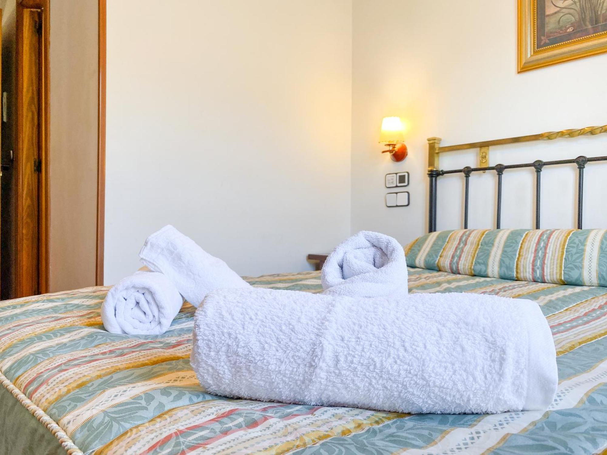 Posada Los Leones Berlanga de Duero Kamer foto